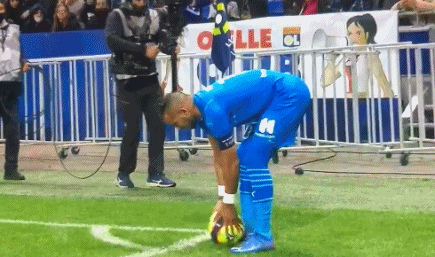 老鹰更新伤病报告：杰伦·约翰逊缺阵，三大核心同时缺战快船