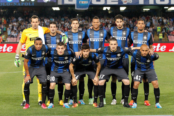 意媒：因机场跑道结冰，尤文全队与远征球迷被困挪威