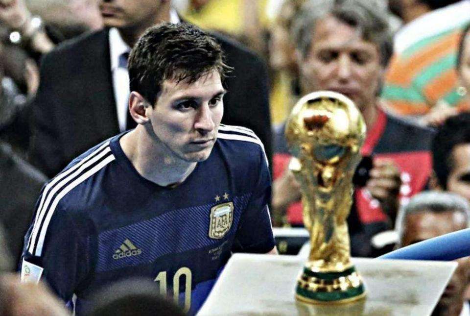 谢文能：感谢一年来支持球队的所有人，谢谢你们的支持和陪伴（谢文能：感恩这一年所有支持与陪伴球队的你们）