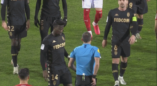 布恩迪亚本赛季英超替补登场打入3球，多于任何其他球员（布恩迪亚英超本季替补进3球，替补进球最多）