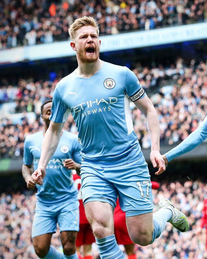 西甲半场：科斯塔扫射破门，皇家马略卡1-0瓦伦西亚（西甲半场战报：科斯塔推射得分，皇家马略卡暂1-0领先瓦伦西亚）